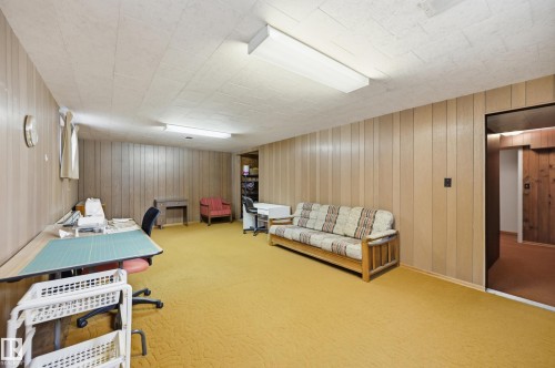 11310 110 Avenue Nw, Edmonton, AB - Indoor