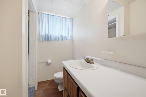 11310 110 Avenue Nw, Edmonton, AB - Indoor Photo Showing Bathroom