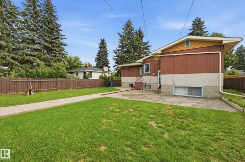 11310 110 Avenue Nw, Edmonton, AB - Outdoor