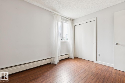 #408 9715 110 St Nw, Edmonton, AB - Indoor Photo Showing Other Room