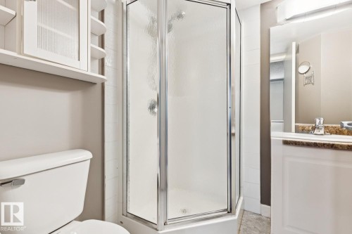 #408 9715 110 St Nw, Edmonton, AB - Indoor Photo Showing Bathroom