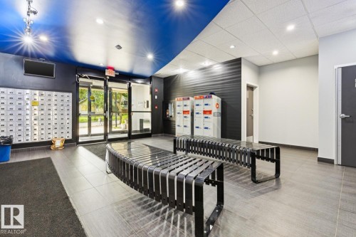 #408 9715 110 St Nw, Edmonton, AB - Indoor