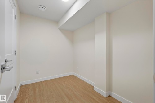 8715 64 Avenue Nw, Edmonton, AB - Indoor Photo Showing Other Room