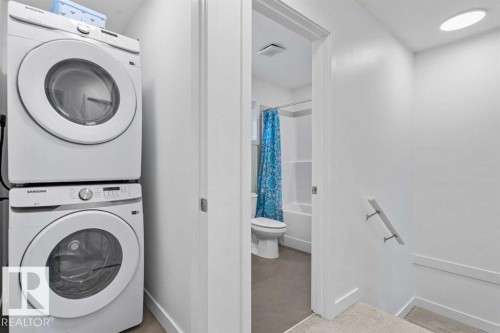 #528 857 Belmont Dr Sw, Calgary, AB - Indoor Photo Showing Laundry Room