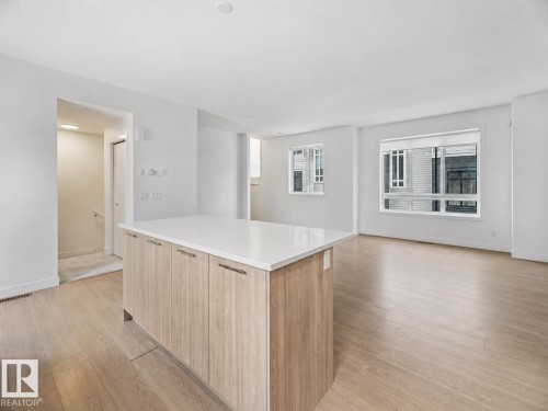 #528 857 Belmont Dr Sw, Calgary, AB - Indoor Photo Showing Other Room