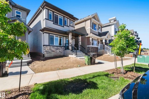 4582 Warbler Loop Nw, Edmonton, AB - Outdoor With Facade