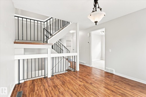 17911 77 Avenue Nw, Edmonton, AB - Indoor Photo Showing Other Room
