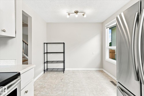 17911 77 Avenue Nw, Edmonton, AB - Indoor Photo Showing Kitchen