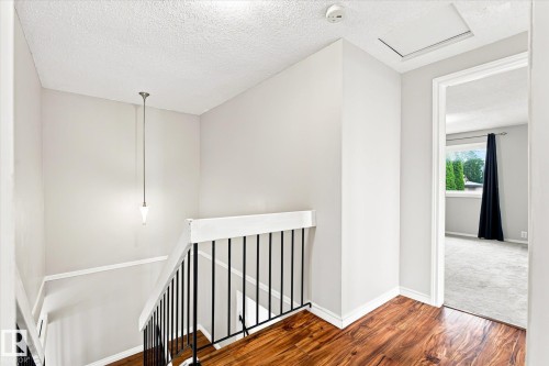 17911 77 Avenue Nw, Edmonton, AB - Indoor Photo Showing Other Room