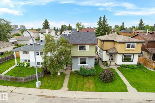 17911 77 Avenue Nw, Edmonton, AB - Outdoor With Facade
