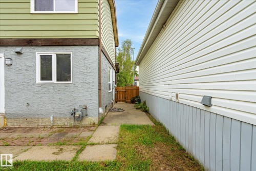 17911 77 Avenue Nw, Edmonton, AB - Outdoor With Exterior