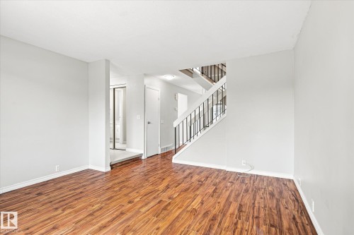 17911 77 Avenue Nw, Edmonton, AB - Indoor Photo Showing Other Room