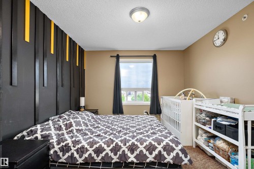#440 1520 Hammond Gate Nw, Edmonton, AB - Indoor Photo Showing Bedroom