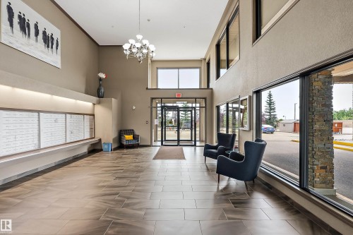 #440 1520 Hammond Gate Nw, Edmonton, AB - Indoor Photo Showing Other Room