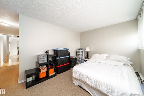 #56 8745 165 Street Nw, Edmonton, AB - Indoor Photo Showing Bedroom