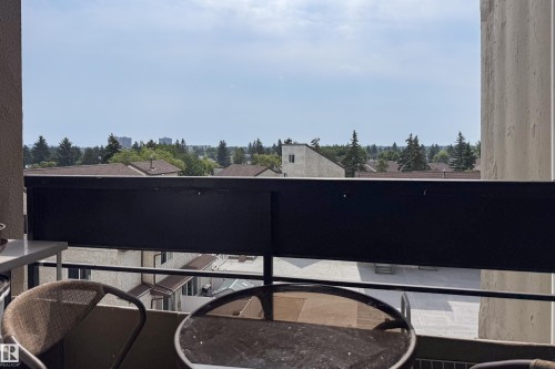 #56 8745 165 Street Nw, Edmonton, AB - Outdoor