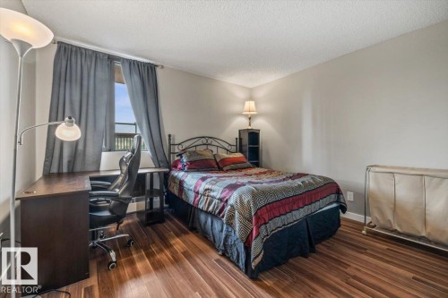 #305 10175 109 St Nw, Edmonton, AB - Indoor Photo Showing Bedroom
