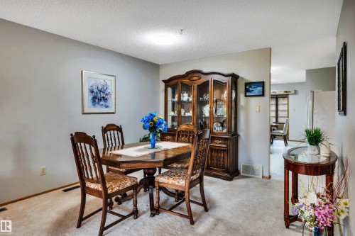 10636 153 Avenue Nw, Edmonton, AB - Indoor Photo Showing Dining Room