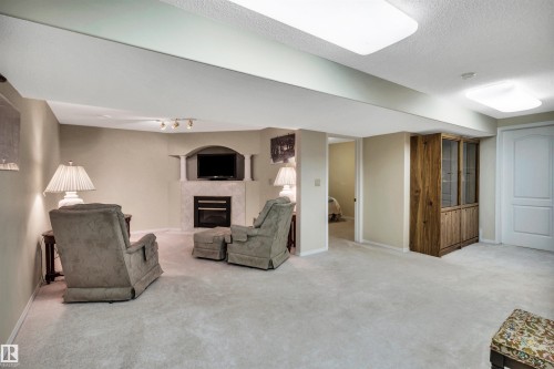 10636 153 Avenue Nw, Edmonton, AB - Indoor With Fireplace