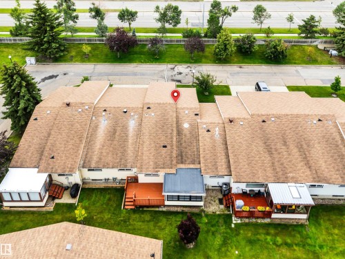 10636 153 Avenue Nw, Edmonton, AB - Outdoor