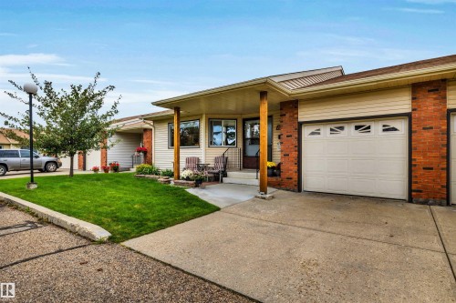 10636 153 Avenue Nw, Edmonton, AB - Outdoor
