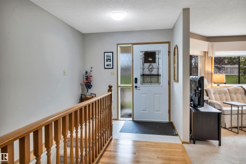 10636 153 Avenue Nw, Edmonton, AB - Indoor Photo Showing Other Room