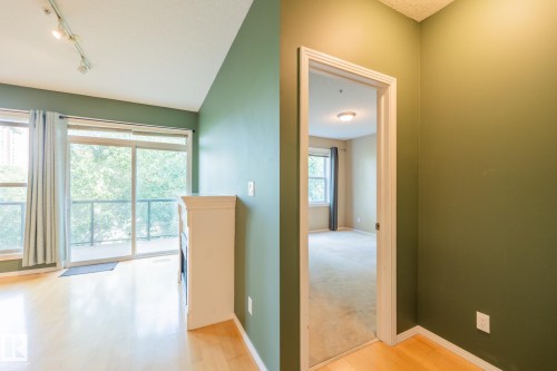 #412 11039 83 Av Nw, Edmonton, AB - Indoor Photo Showing Other Room