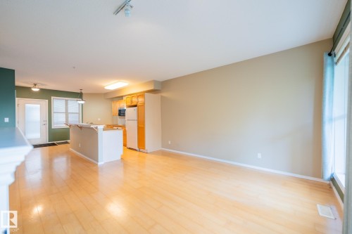 #412 11039 83 Av Nw, Edmonton, AB - Indoor Photo Showing Other Room