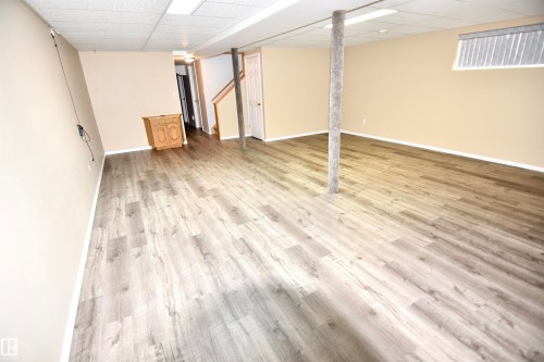4820 49 Avenue, St. Paul Town, AB - Indoor