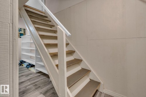 221 Harrison Dr Nw, Edmonton, AB - Indoor Photo Showing Other Room