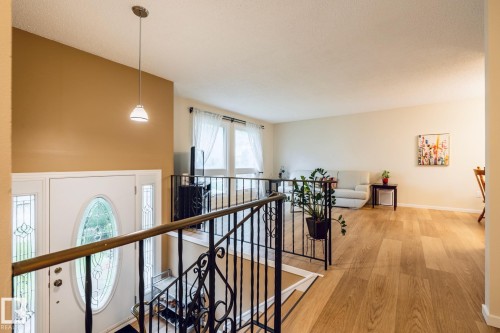 12 Amherst Crescent, St. Albert, AB - Indoor Photo Showing Other Room