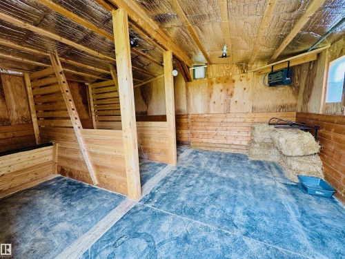 58410 Rng Rd 95, Rural St. Paul County, AB - Indoor Photo Showing Other Room