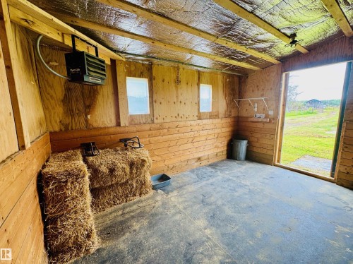 58410 Rng Rd 95, Rural St. Paul County, AB - Indoor