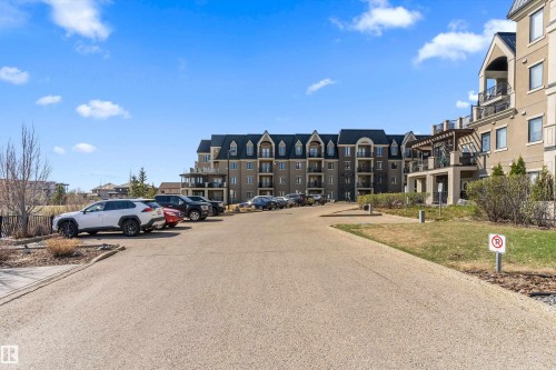 #449 6079 Maynard Wy Nw, Edmonton, AB - Outdoor