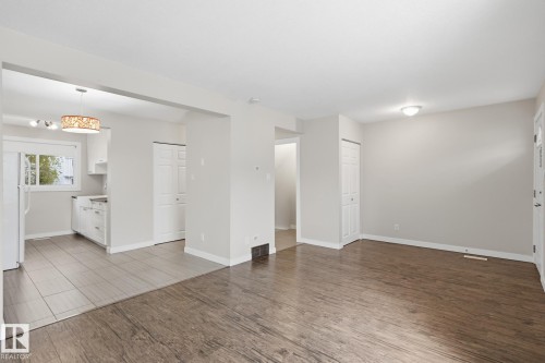 248 Dickinsfield Crest Nw, Edmonton, AB - Indoor Photo Showing Other Room