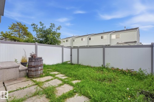 248 Dickinsfield Crest Nw, Edmonton, AB - Outdoor