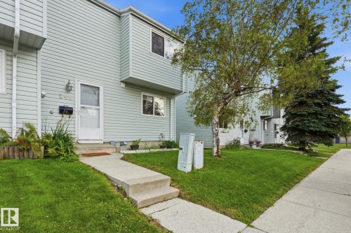 248 Dickinsfield Crest Nw, Edmonton, AB - Outdoor