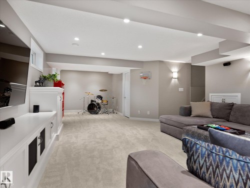 1 Gilchrist Place, St. Albert, AB - Indoor