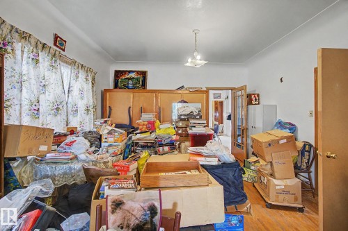 9334 106A Avenue Nw, Edmonton, AB - Indoor Photo Showing Other Room