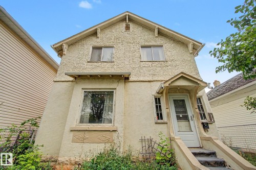 9334 106A Avenue Nw, Edmonton, AB - Outdoor