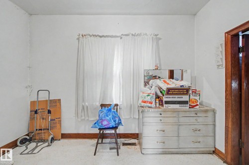 9334 106A Avenue Nw, Edmonton, AB - Indoor