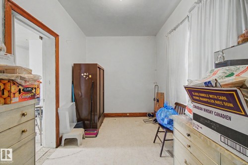 9334 106A Avenue Nw, Edmonton, AB - Indoor Photo Showing Other Room