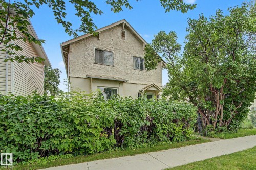 9334 106A Avenue Nw, Edmonton, AB - Outdoor