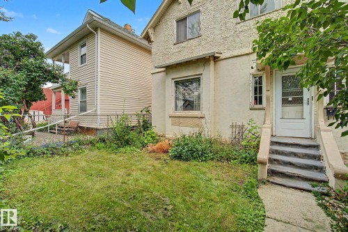 9334 106A Avenue Nw, Edmonton, AB - Outdoor