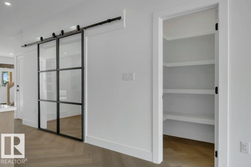 14706 103 Avenue Nw, Edmonton, AB - Indoor Photo Showing Other Room