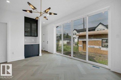 14706 103 Avenue Nw, Edmonton, AB - Indoor Photo Showing Other Room