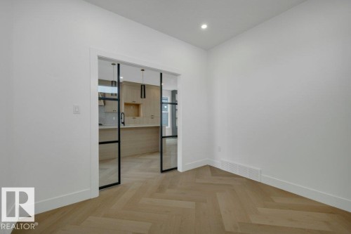14706 103 Avenue Nw, Edmonton, AB - Indoor Photo Showing Other Room