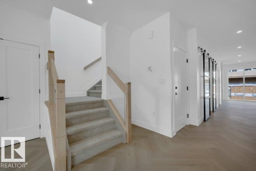 14706 103 Avenue Nw, Edmonton, AB - Indoor Photo Showing Other Room