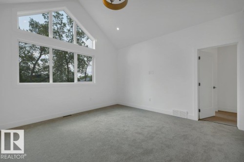 14706 103 Avenue Nw, Edmonton, AB - Indoor Photo Showing Other Room