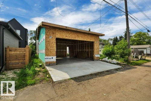 14706 103 Avenue Nw, Edmonton, AB - Outdoor